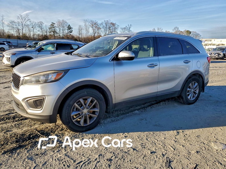 Kia Sorento 2016 - Image 1 of 13