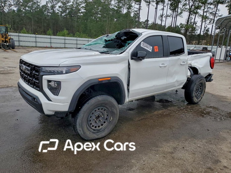 GMC Canyon 2023 - Image 1 of 13