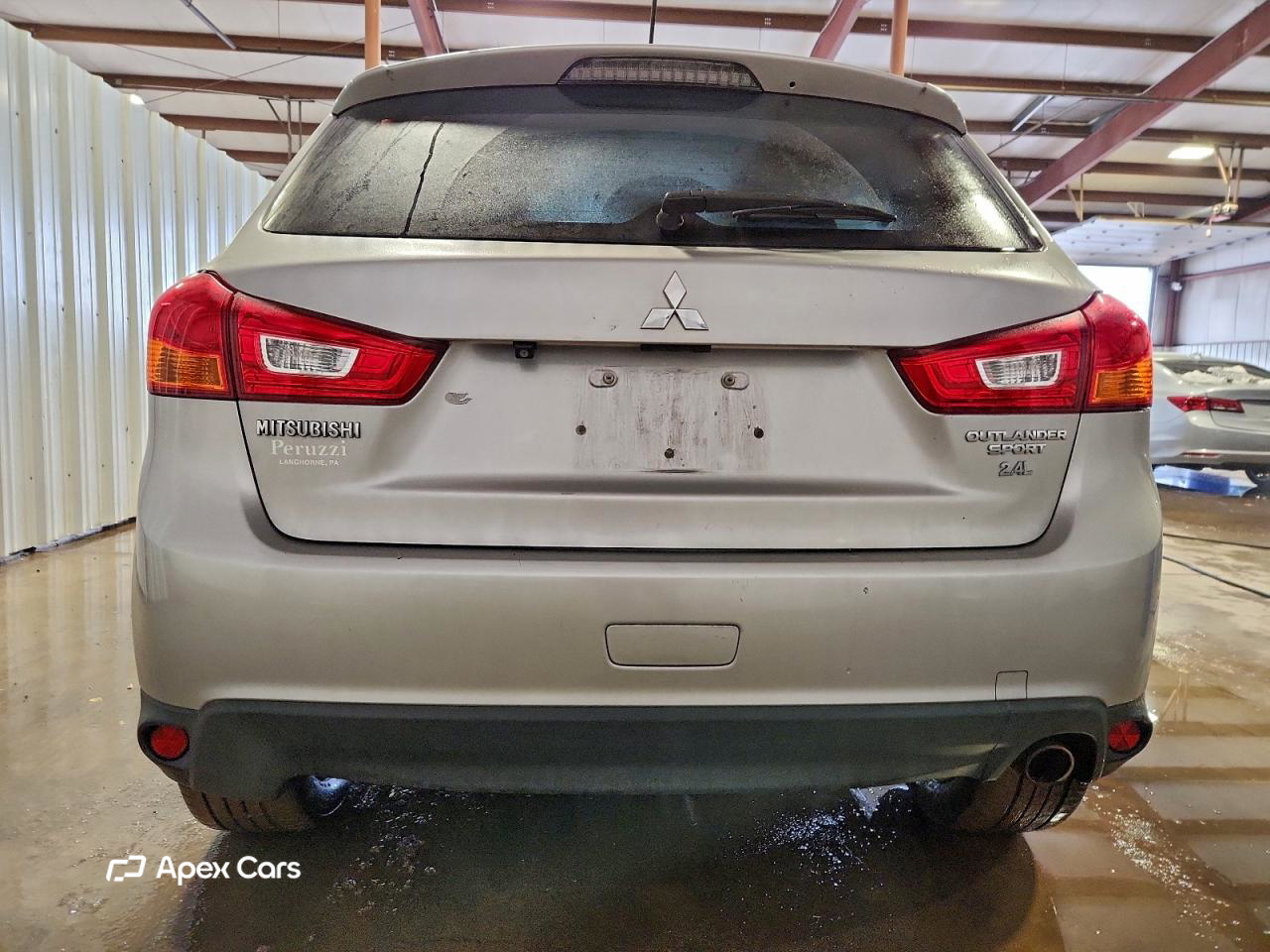 Mitsubishi Outlander 2015