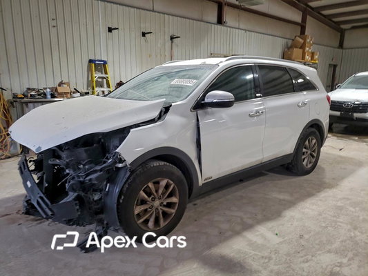Kia Sorento 2016 - Image 1 of 14