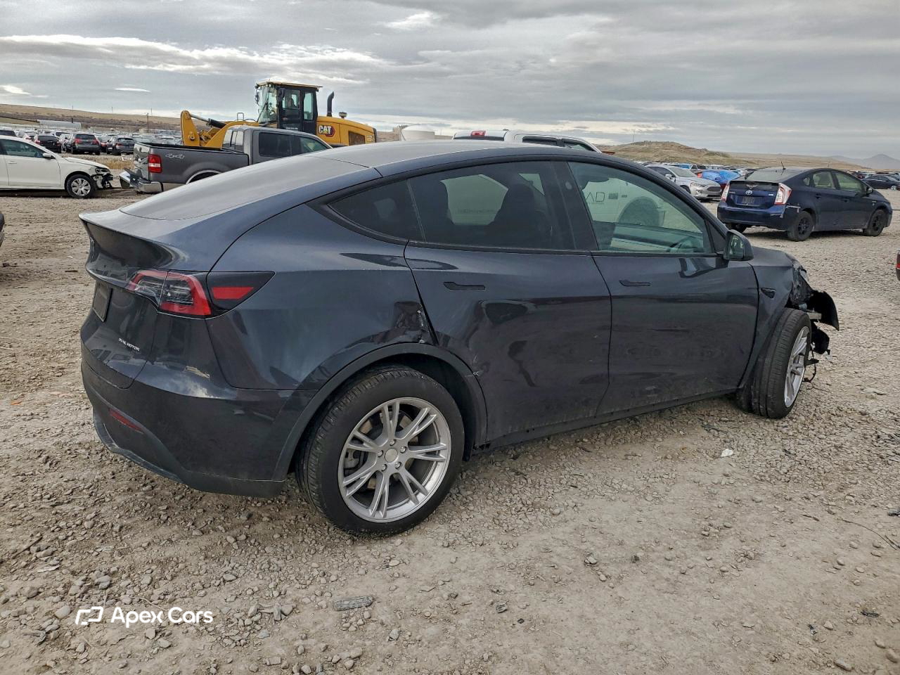 Tesla Model Y 2024