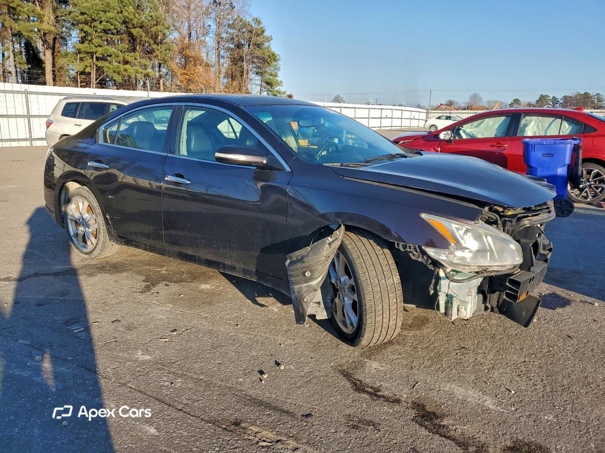 Nissan Maxima 2012