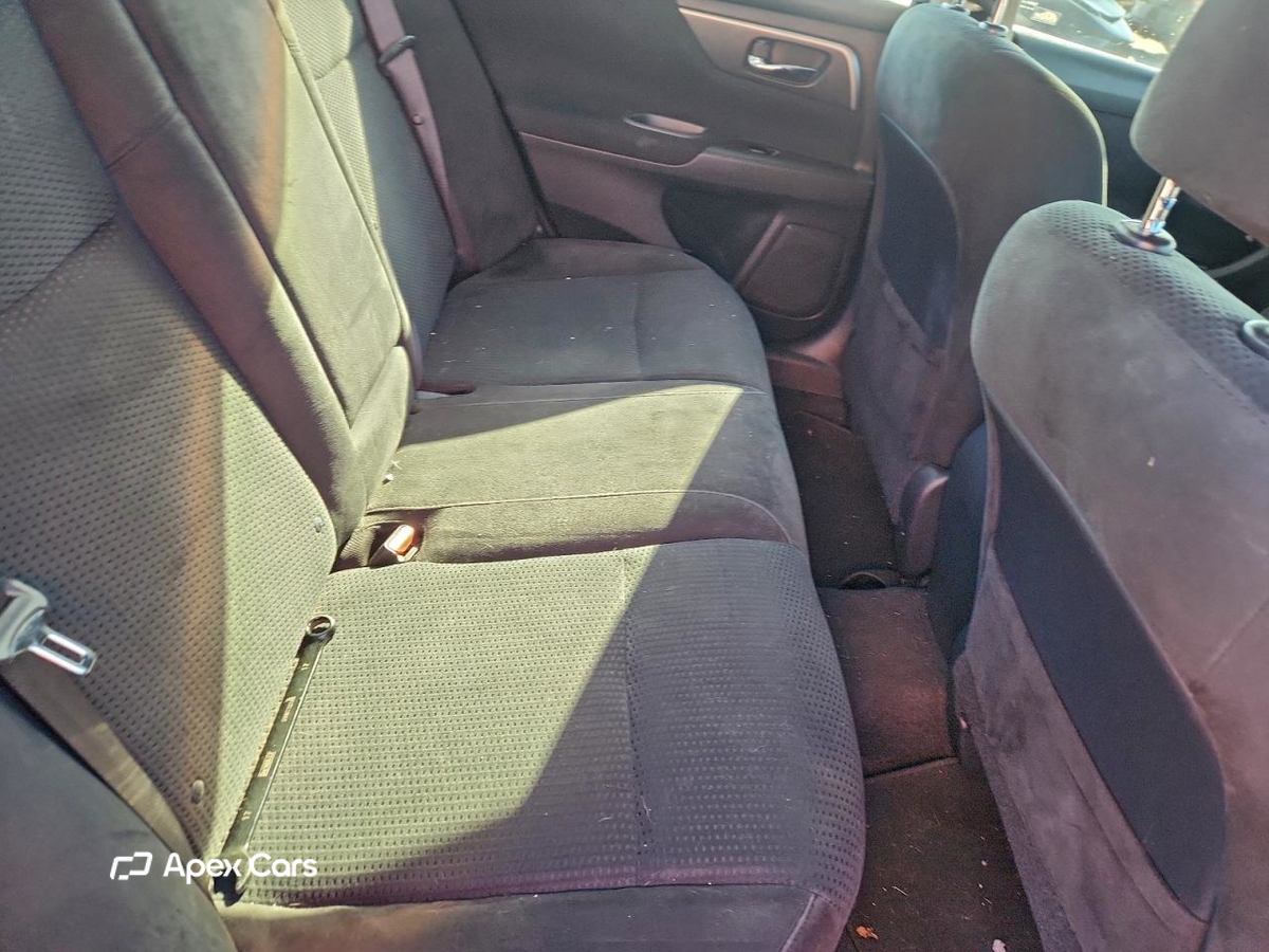Nissan Altima 2015