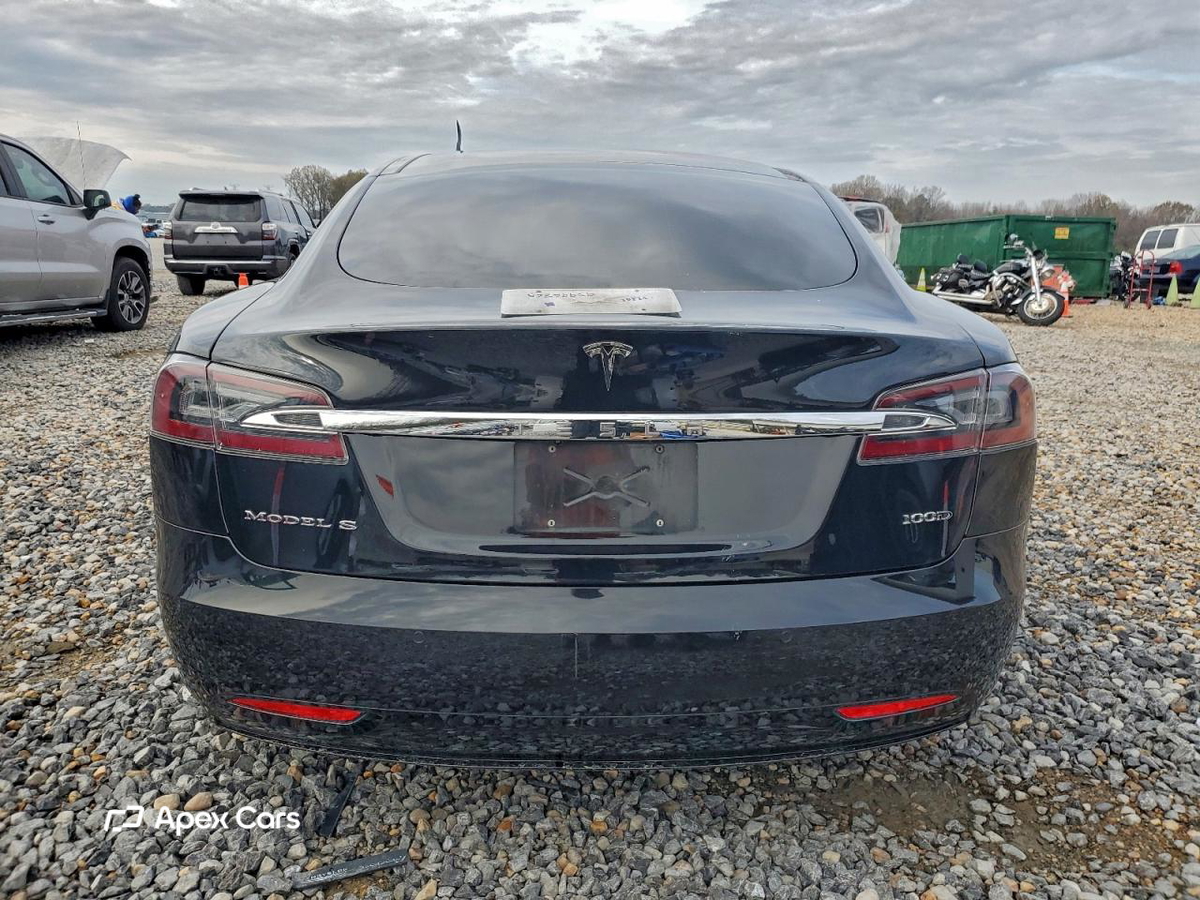Tesla Model S 2017