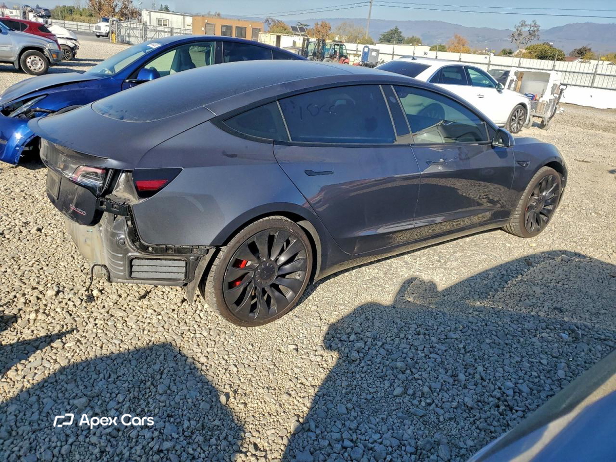 Tesla Model 3 2022