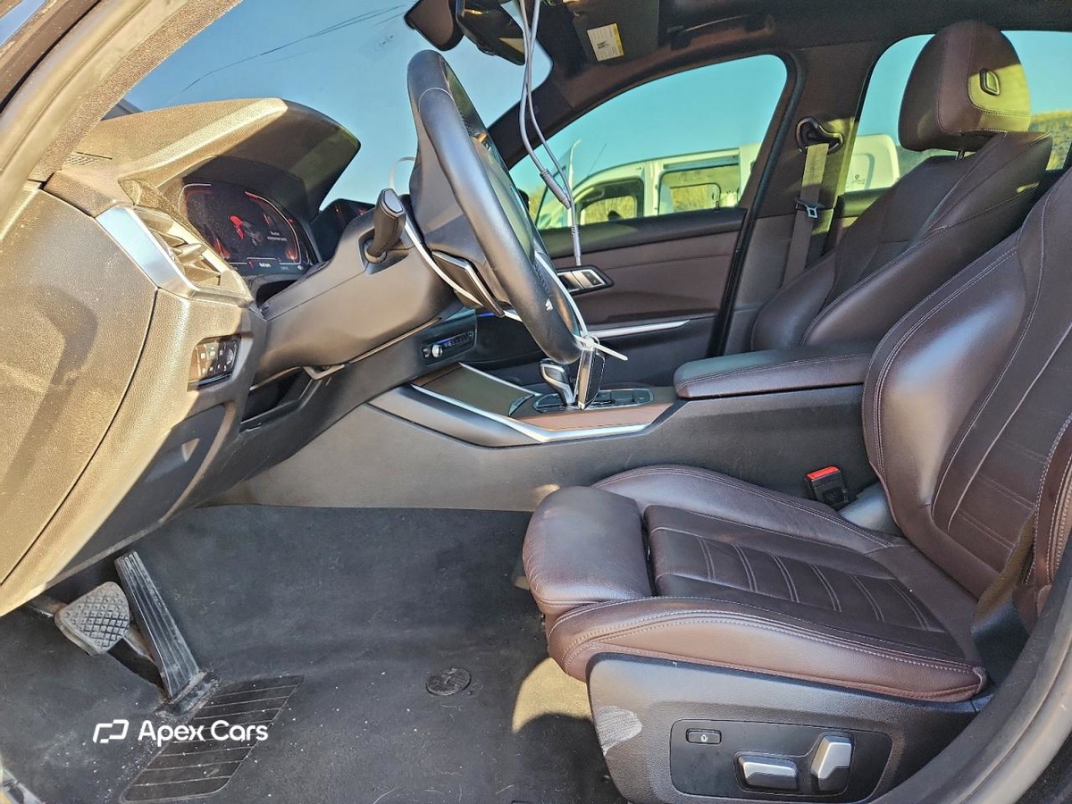BMW Series 3 2019