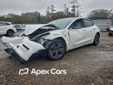 Tesla Model 3 2023 - Image 1 of 13