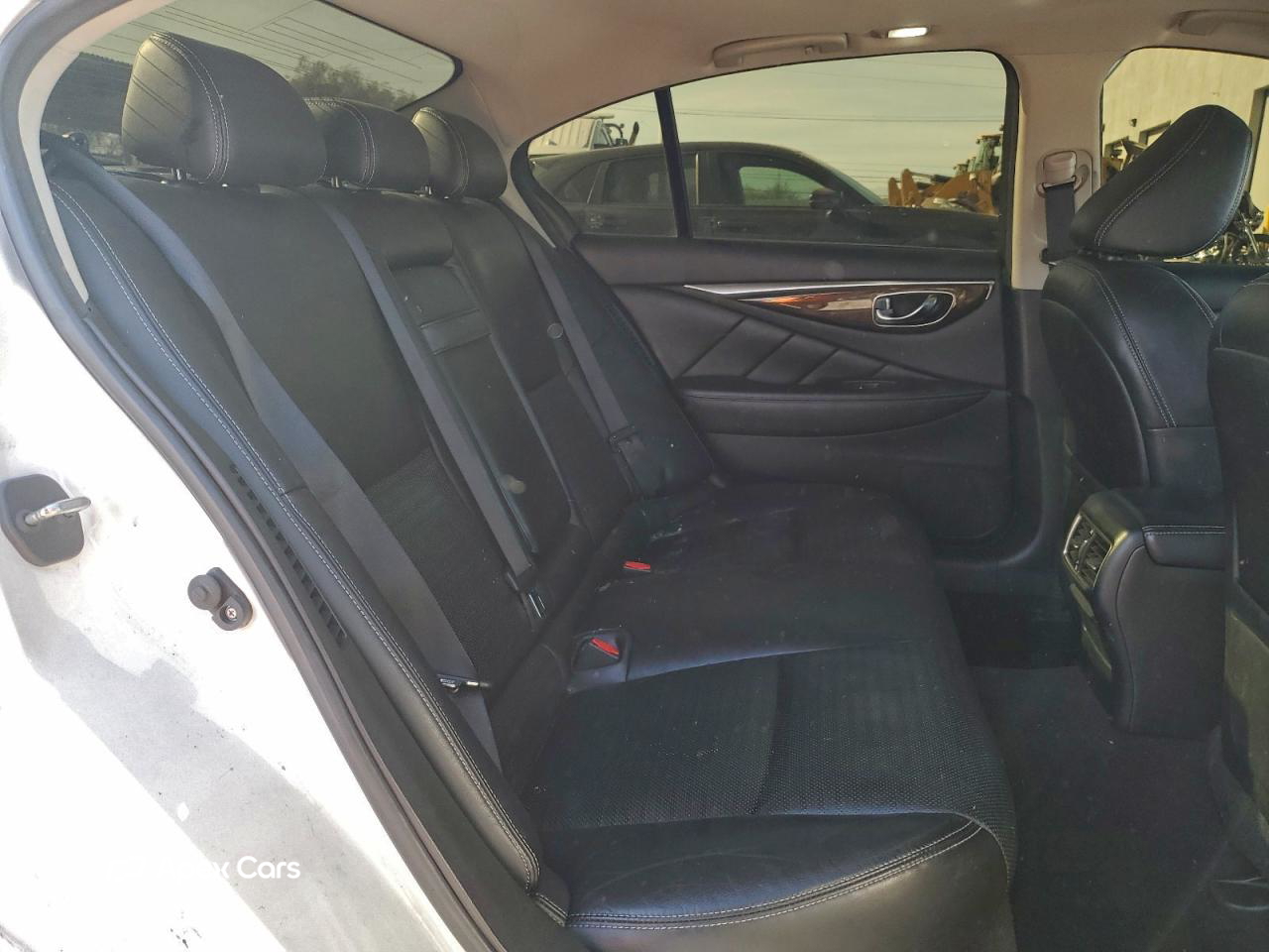 Infiniti Q50 2015