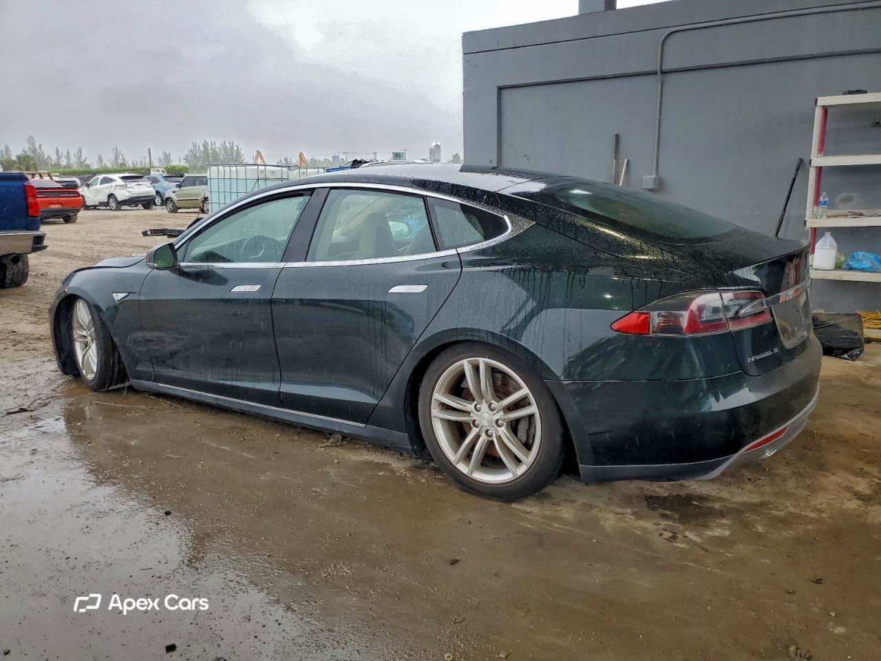 Tesla Model S 2013