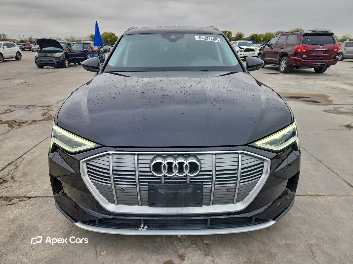 Audi e-tron 2019