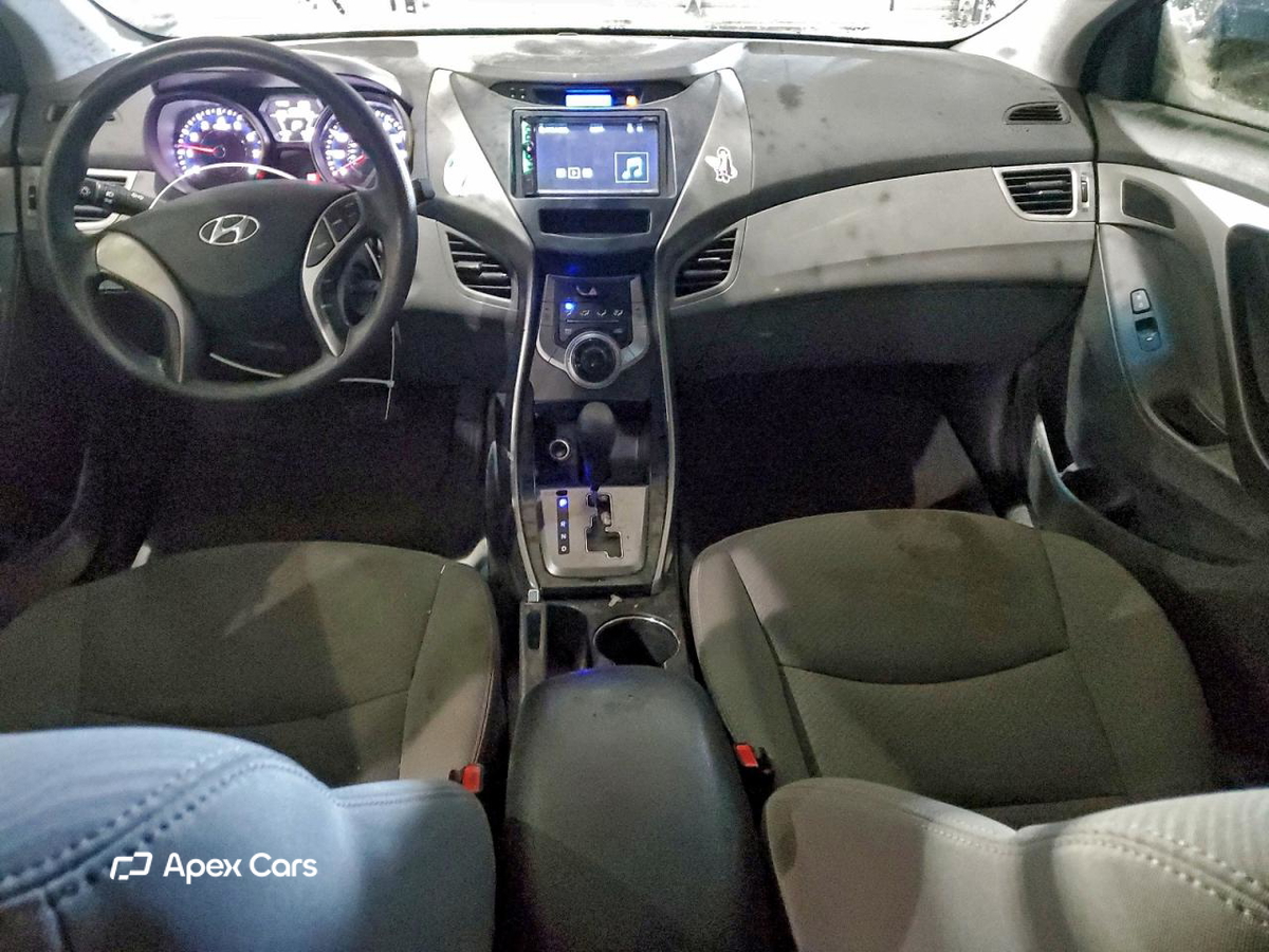 Hyundai Elantra 2013
