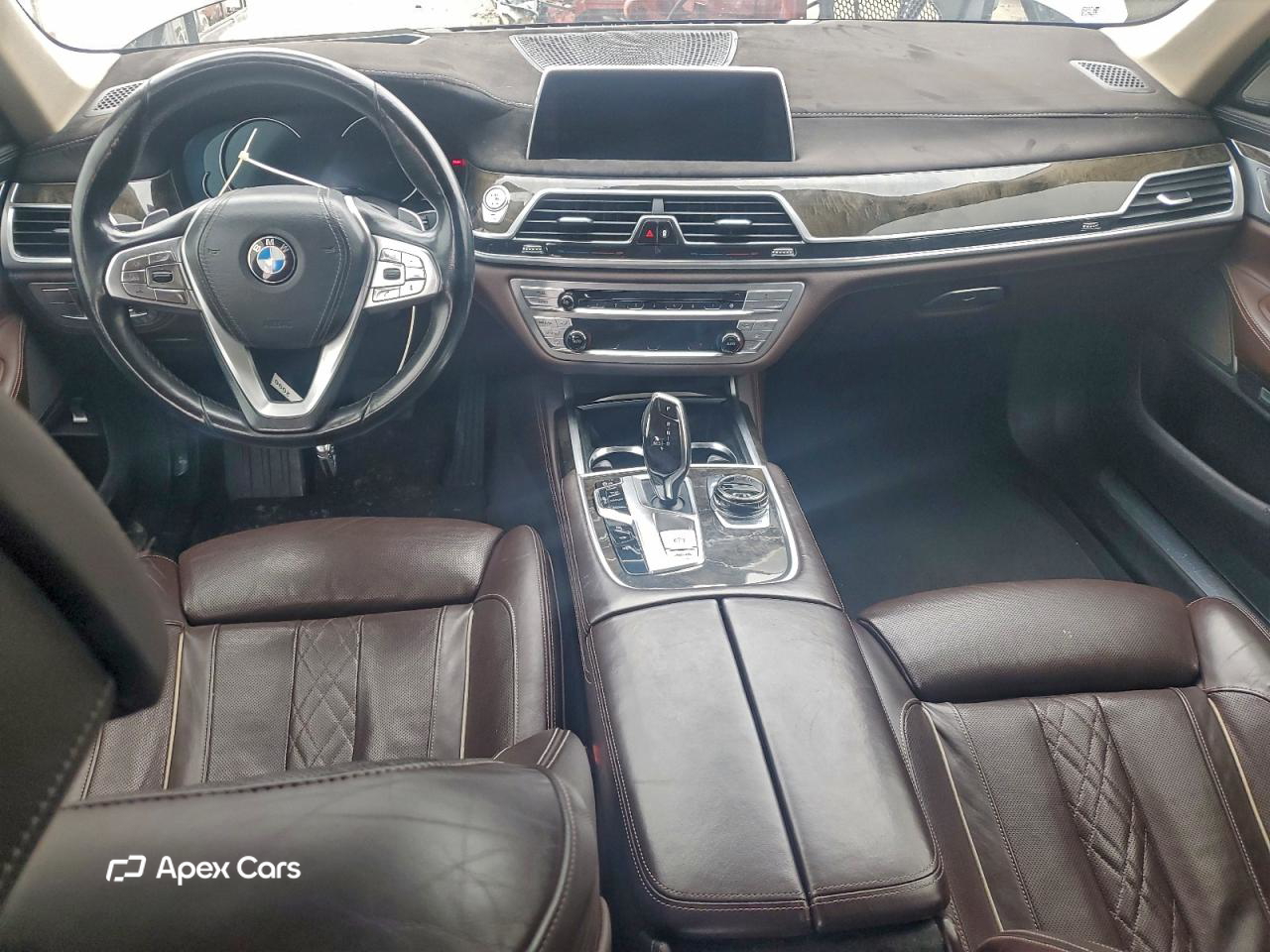 BMW Series 7 2016