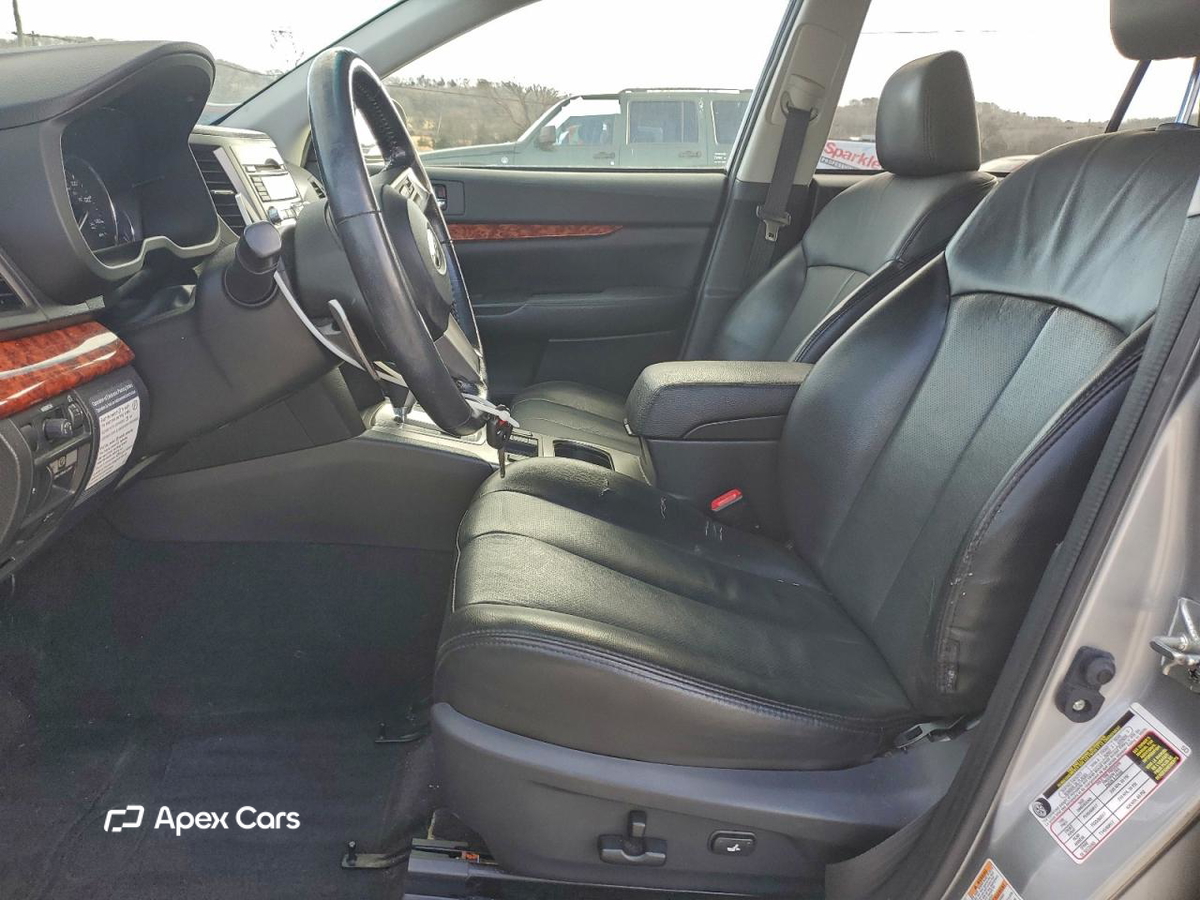 Subaru Outback 2011