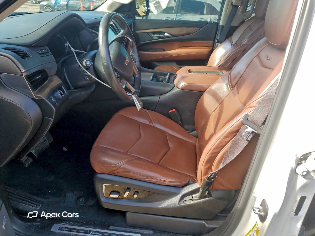 Cadillac Escalade 2016