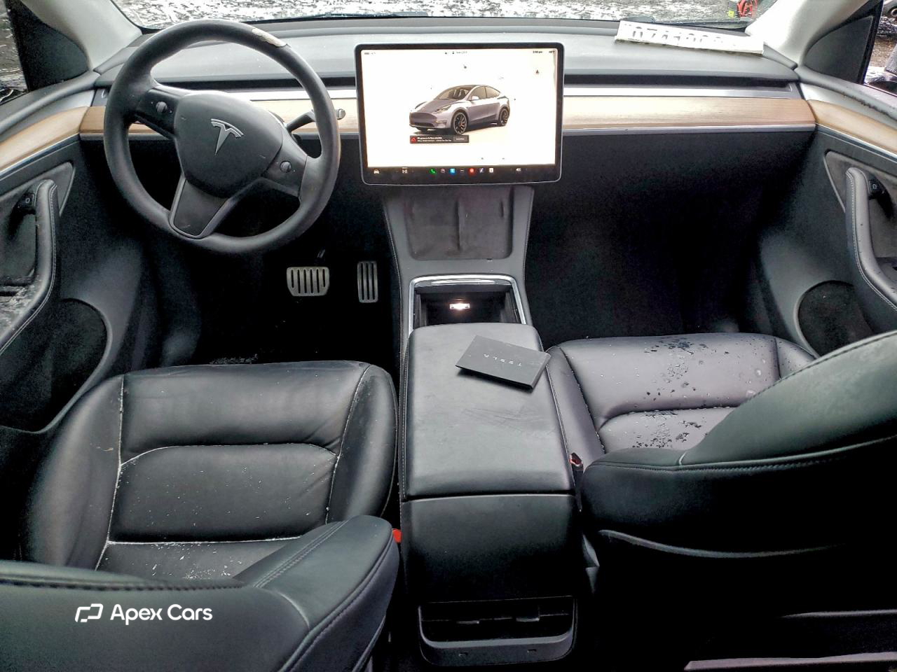 Tesla Model Y 2023