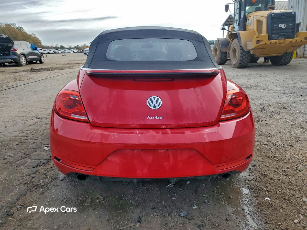 Volkswagen Beetle 2013