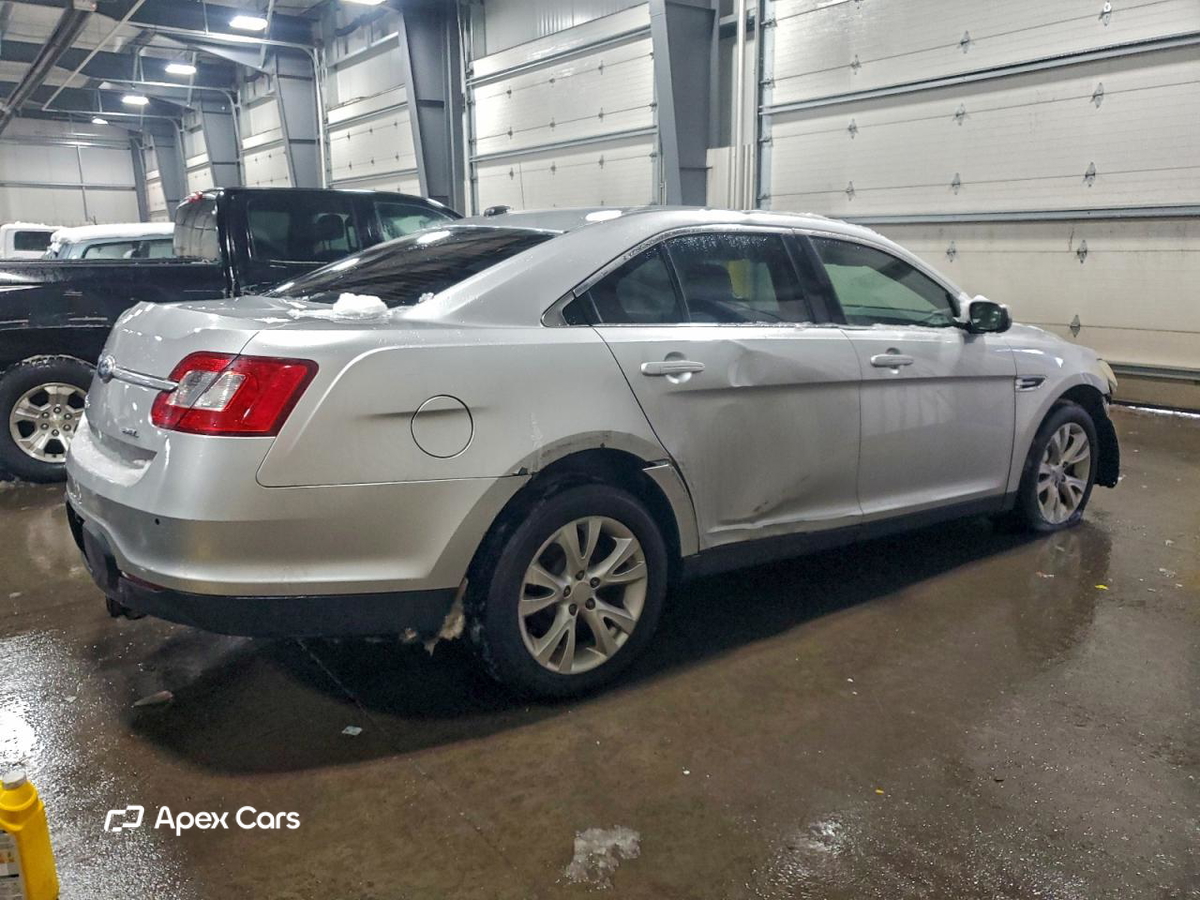 Ford Taurus 2011