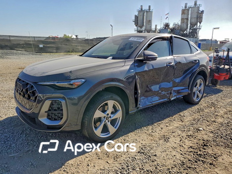 Audi Q5 2025 - Image 1 of 13
