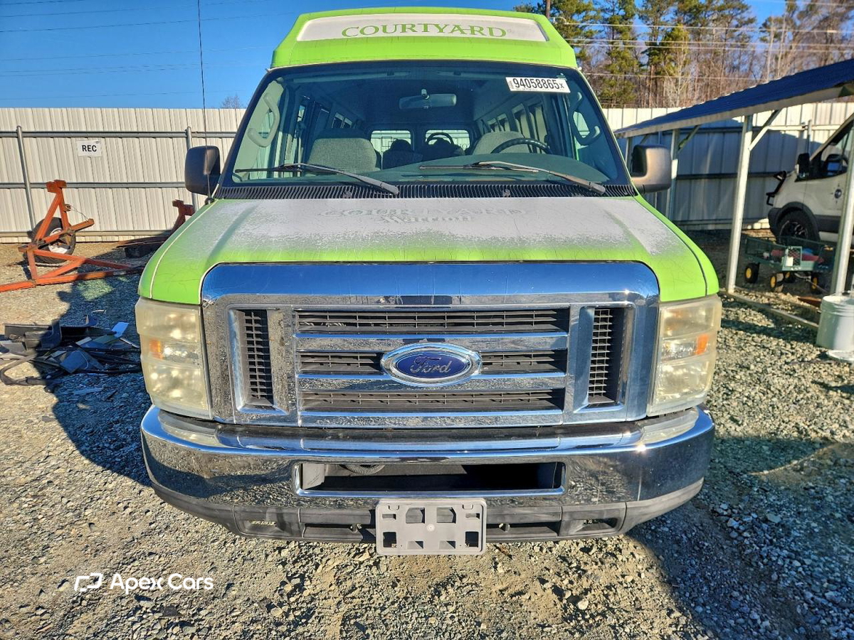 Ford Econoline 2008