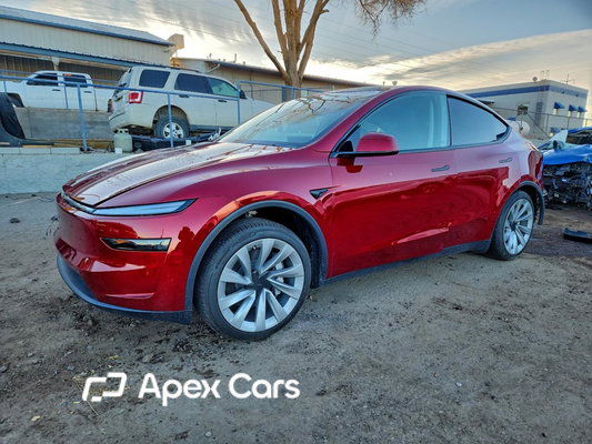 Tesla Model Y 2026 - Image 1 of 13