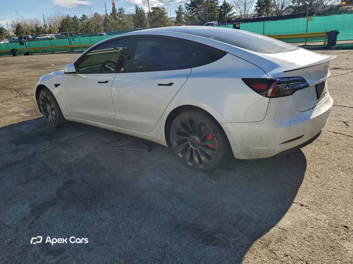 Tesla Model 3 2022
