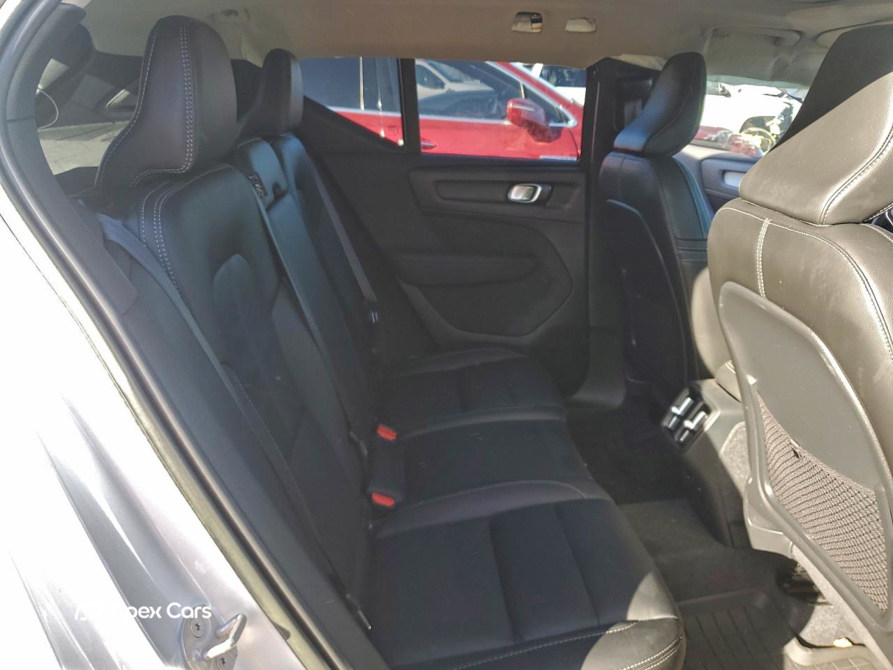 Volvo XC40 2024