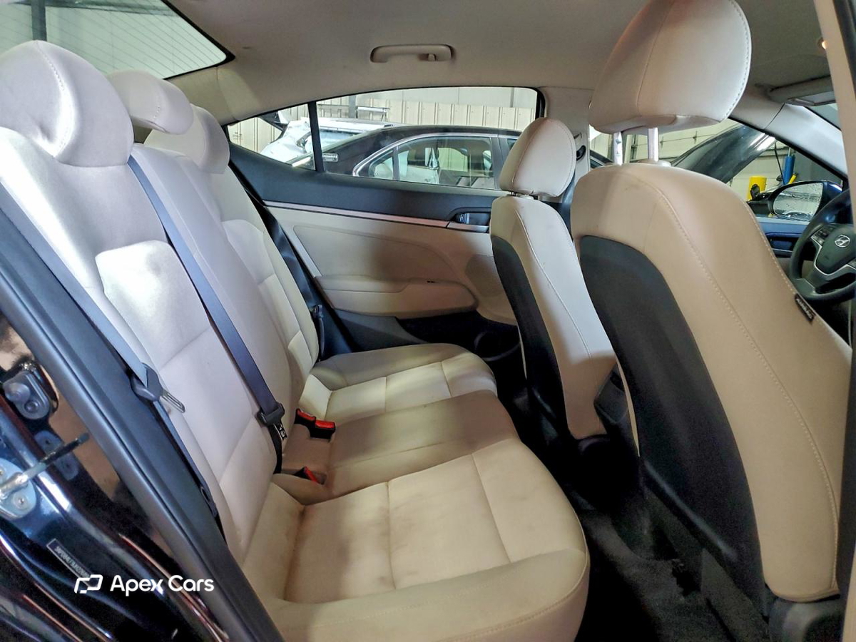 Hyundai Elantra 2018