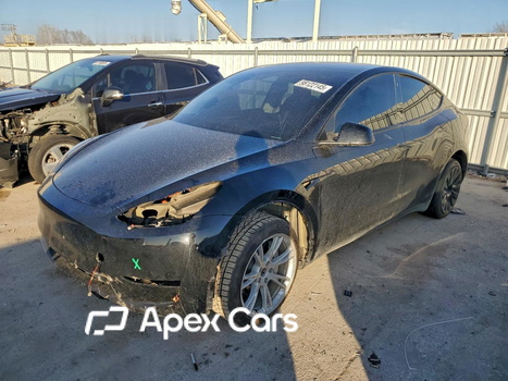Tesla Model Y 2023 - Image 1 of 13