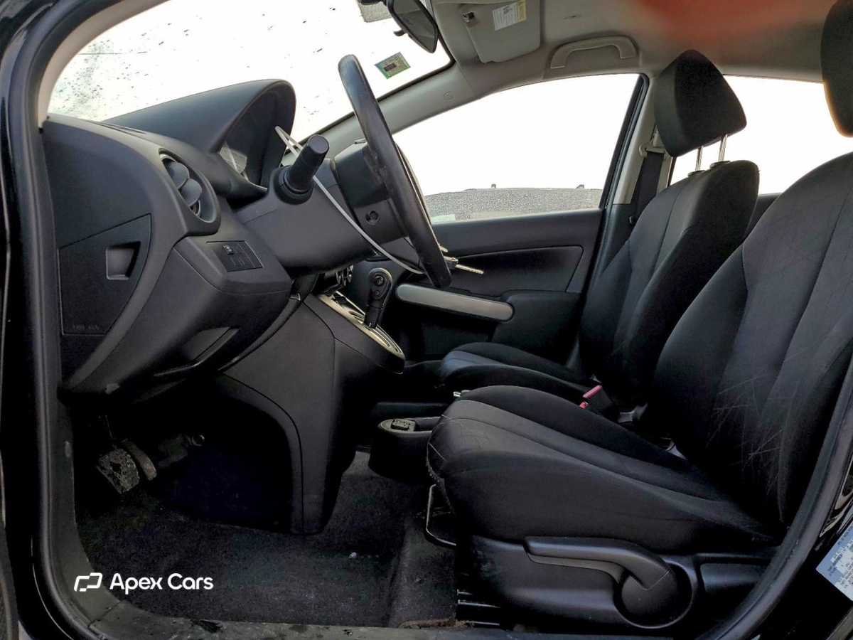 Mazda 2 2013