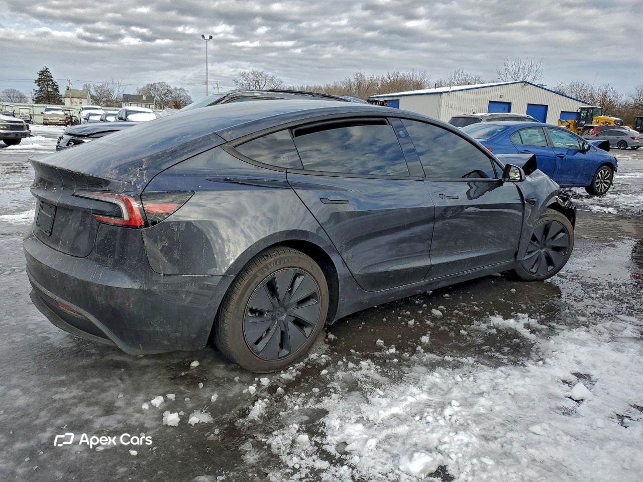Tesla Model 3 2025