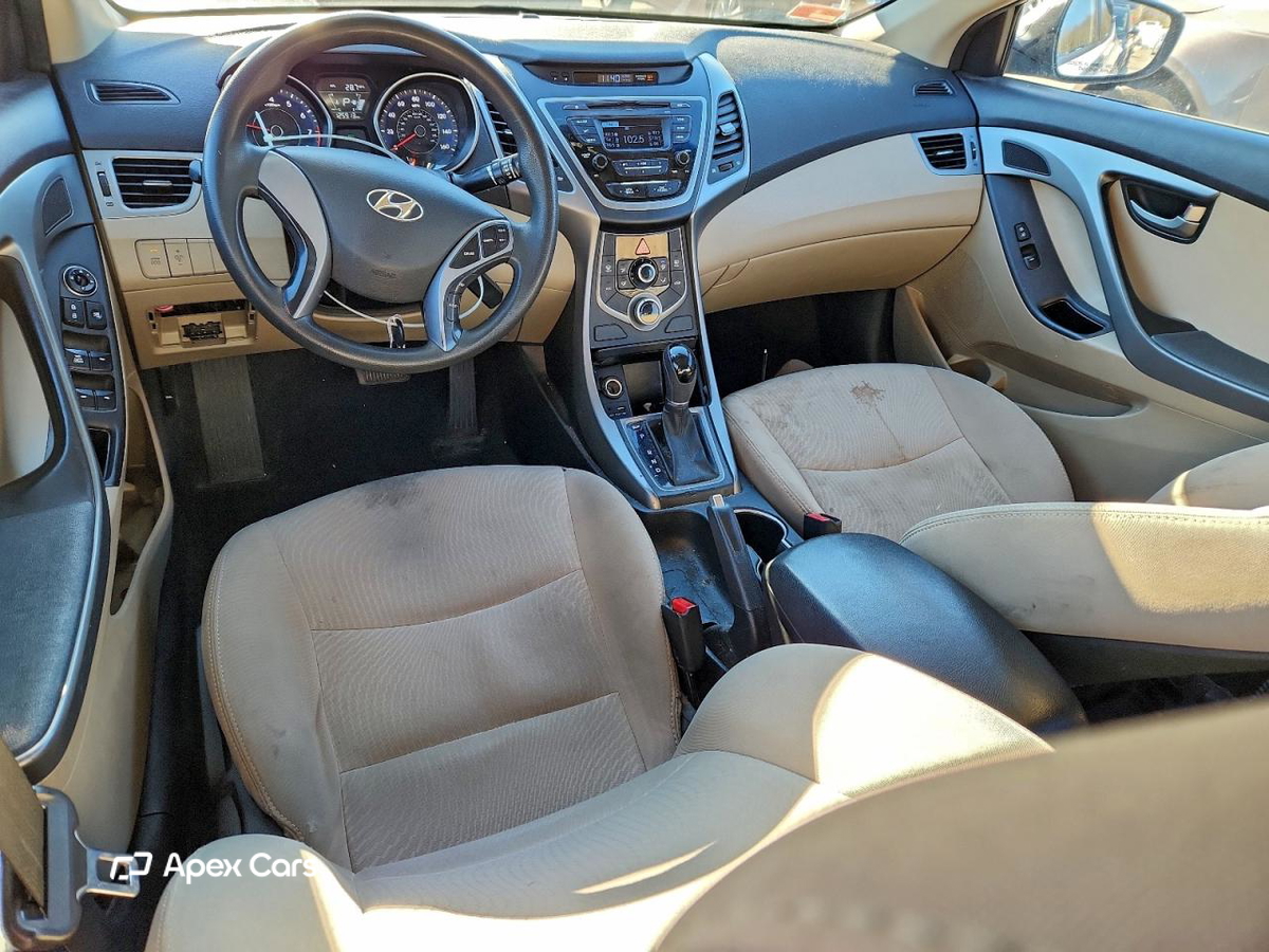 Hyundai Elantra 2016