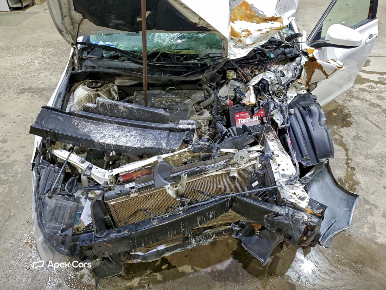 Toyota Camry 2016