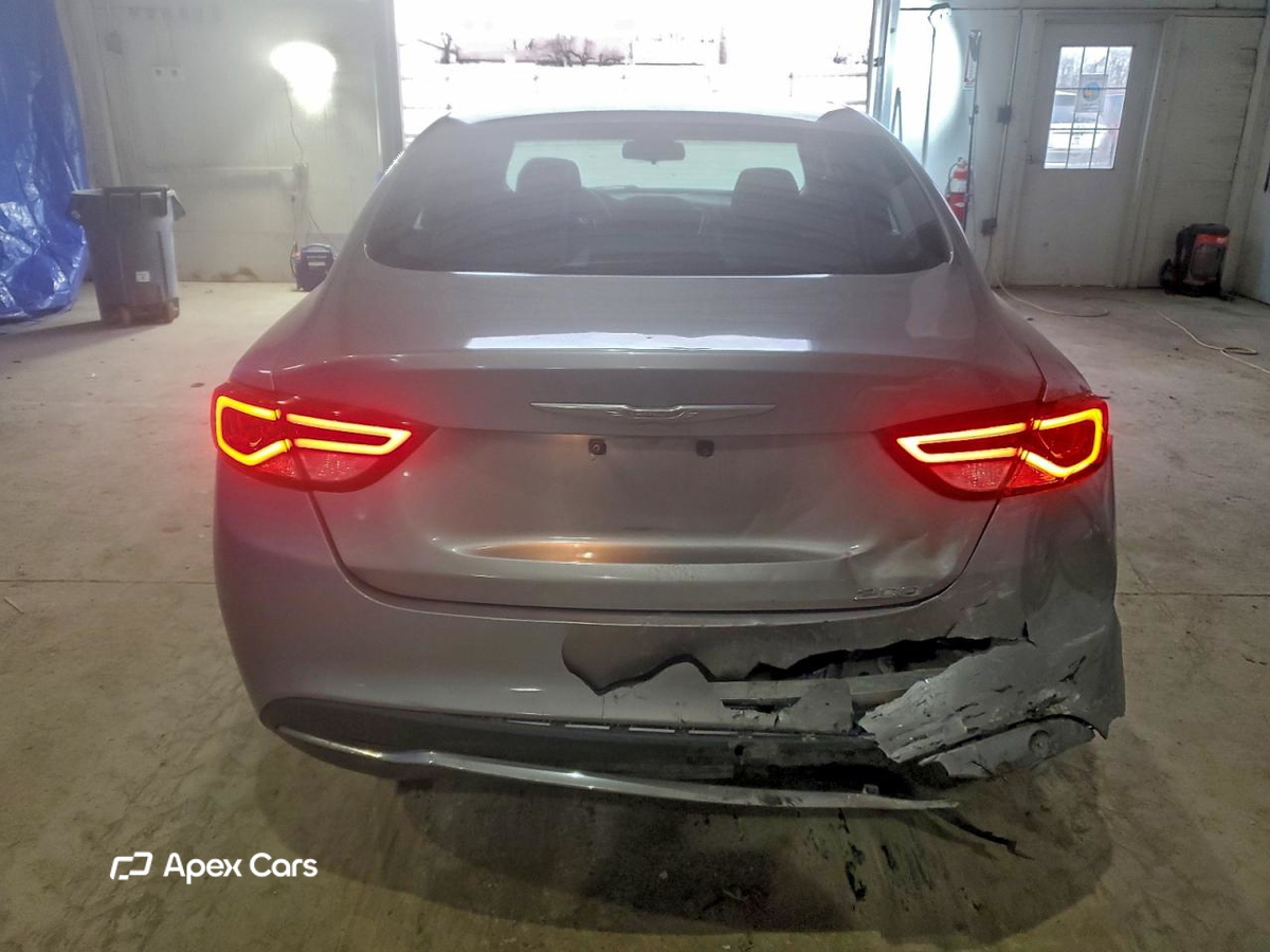 Chrysler 200 2015