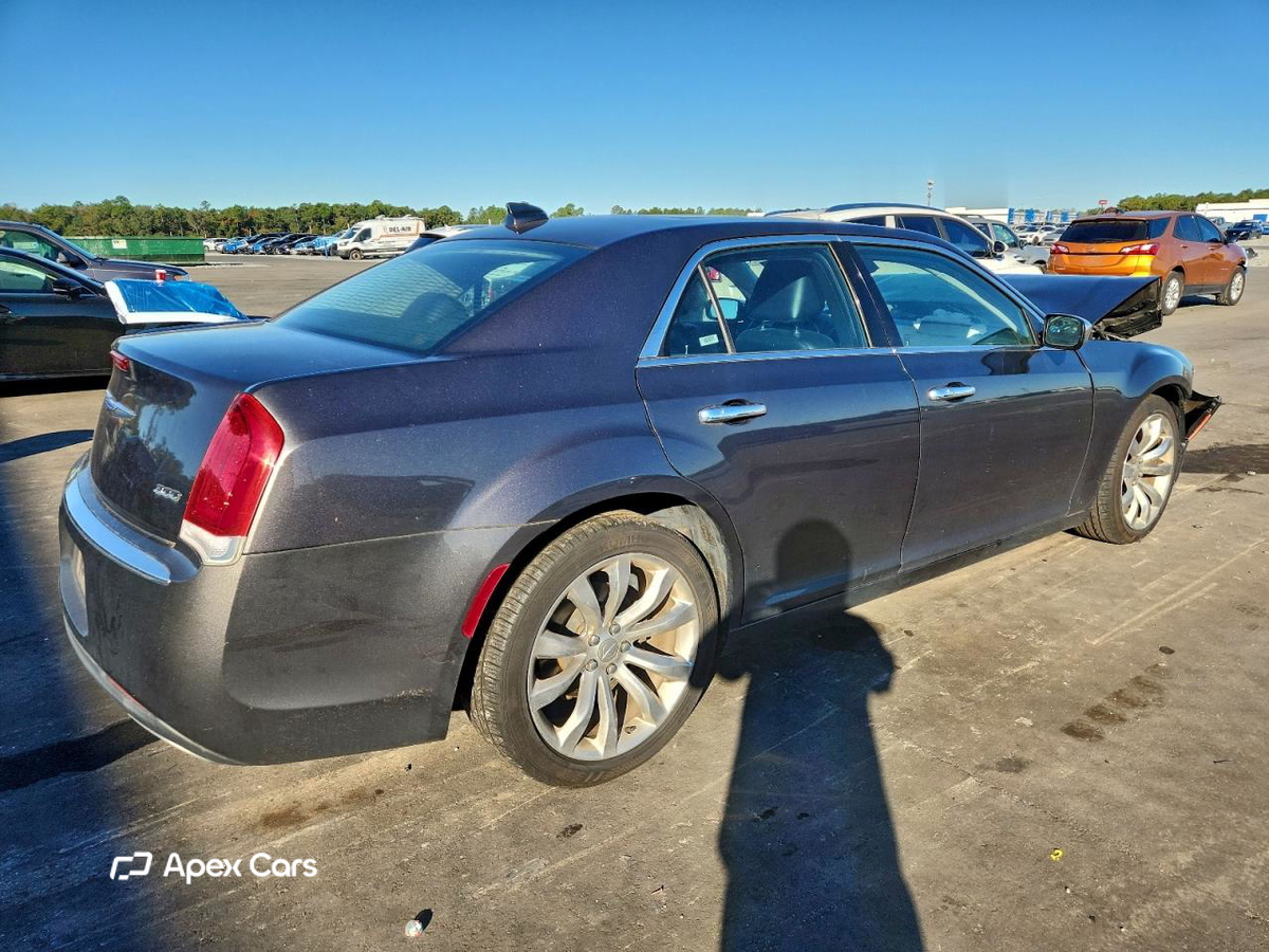 Chrysler 300 2020