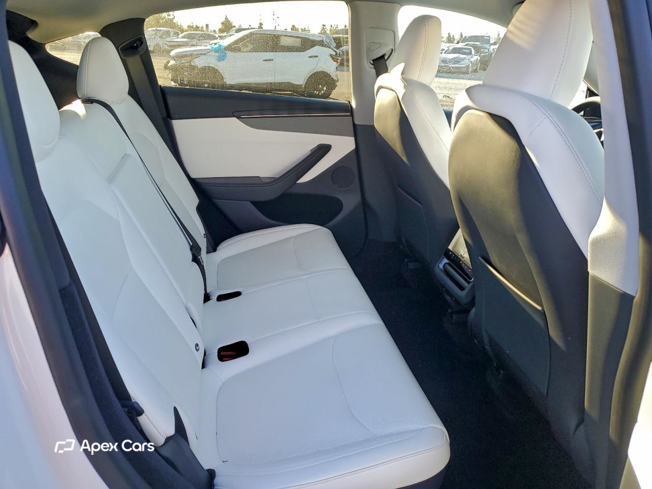Tesla Model Y 2026