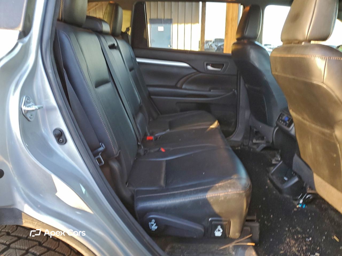 Toyota Highlander 2018