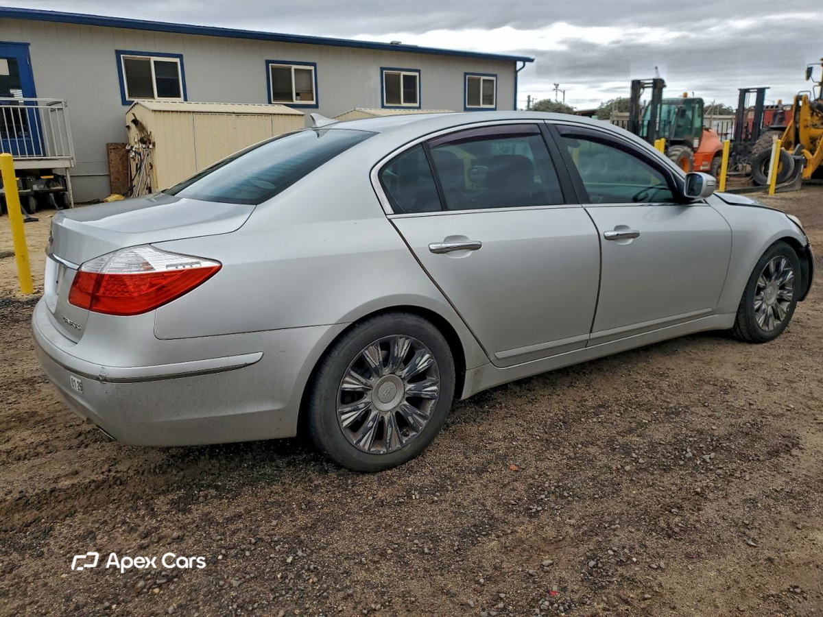 Hyundai Genesis 2009