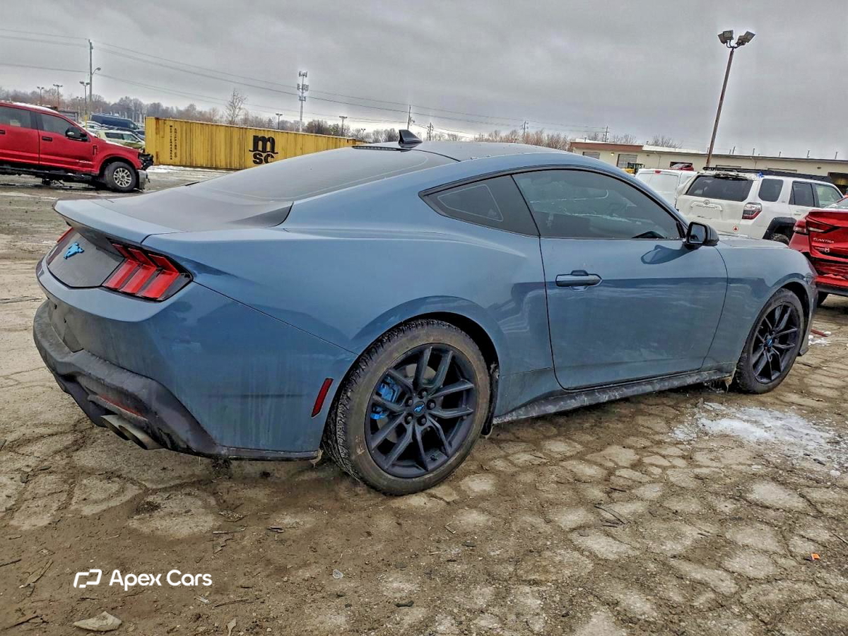 Ford Mustang 2024