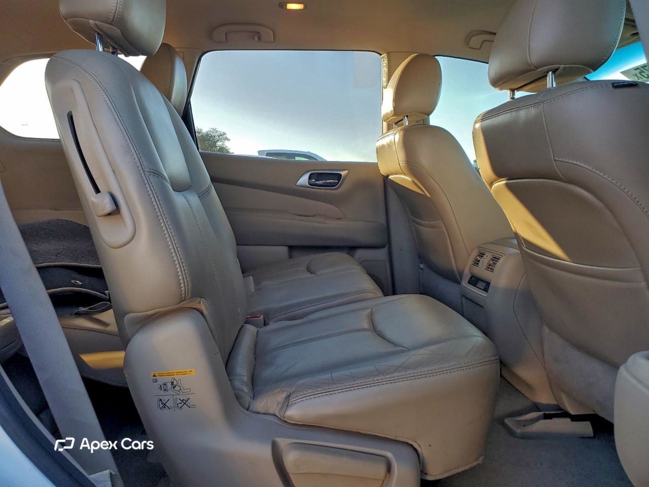 Nissan Pathfinder 2014