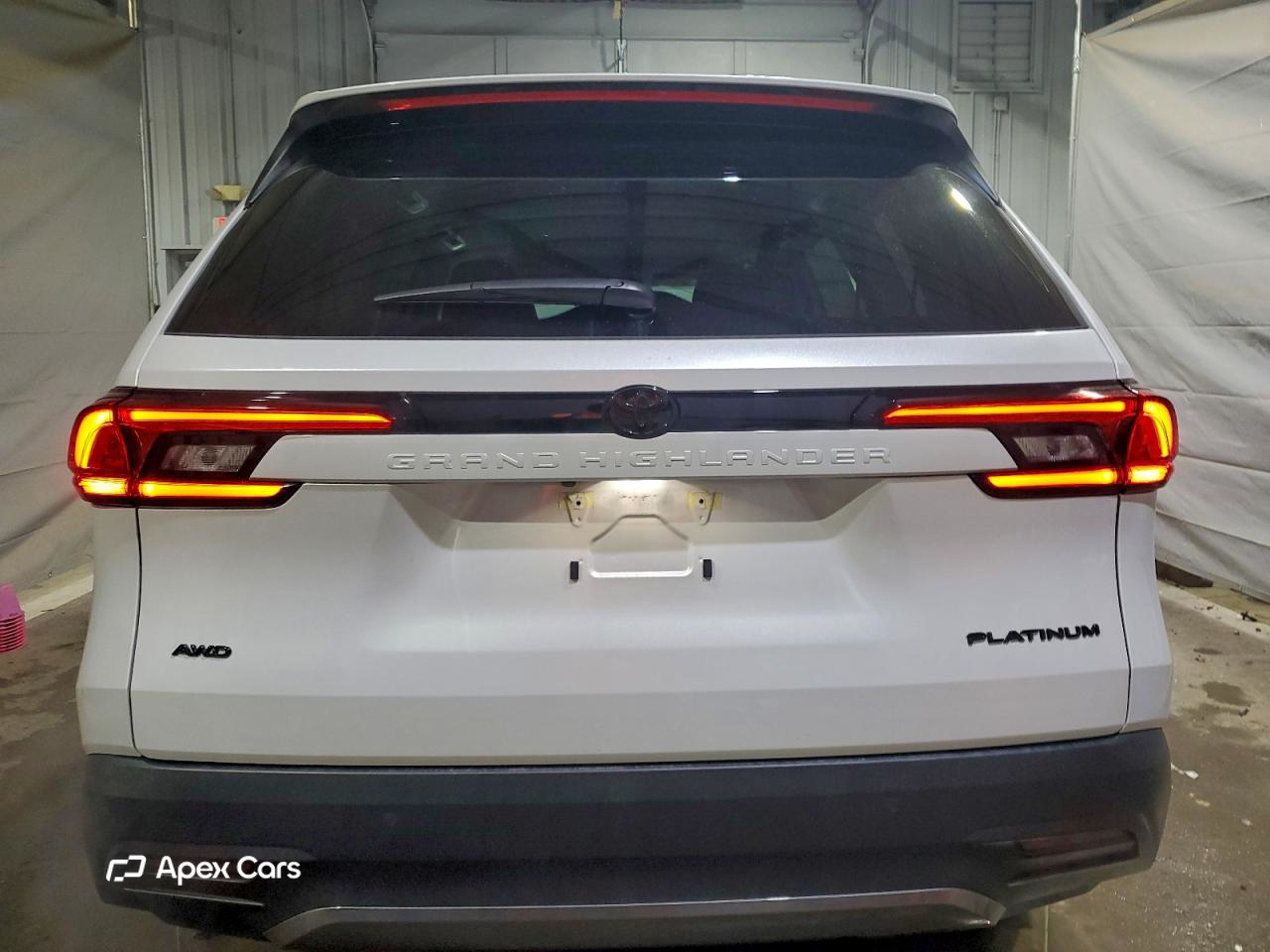 Toyota Highlander 2025