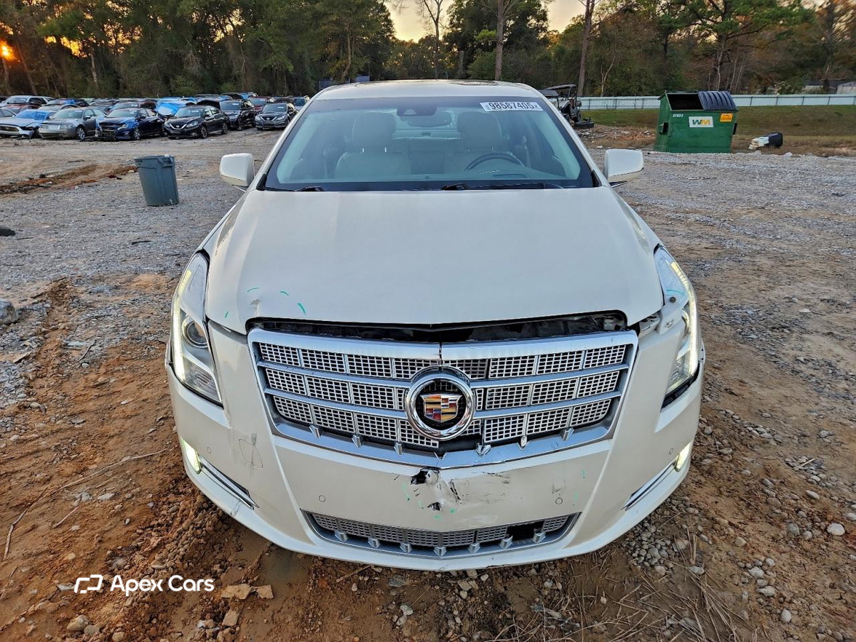 Cadillac XTS 2013