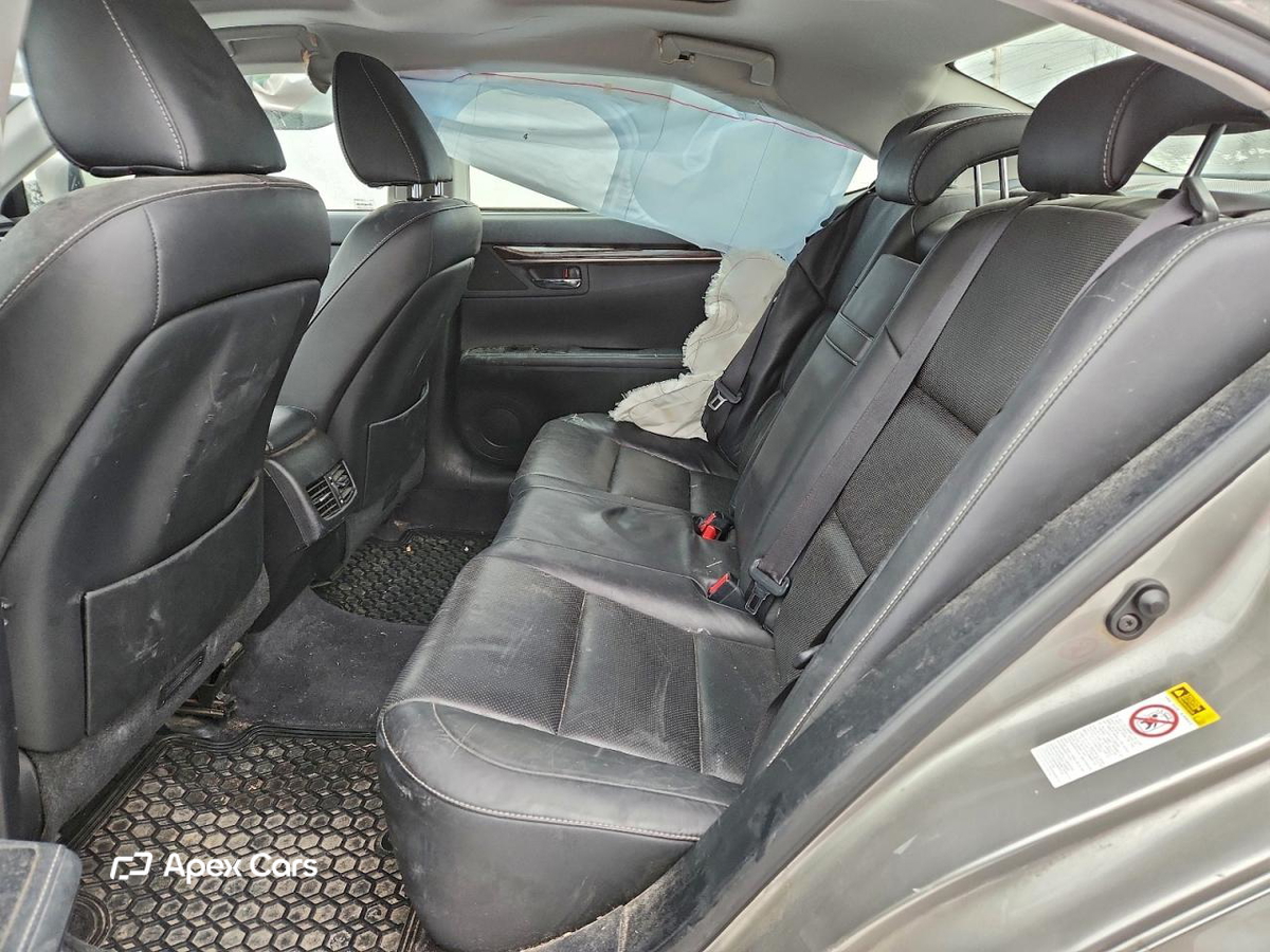 Lexus ES 2015