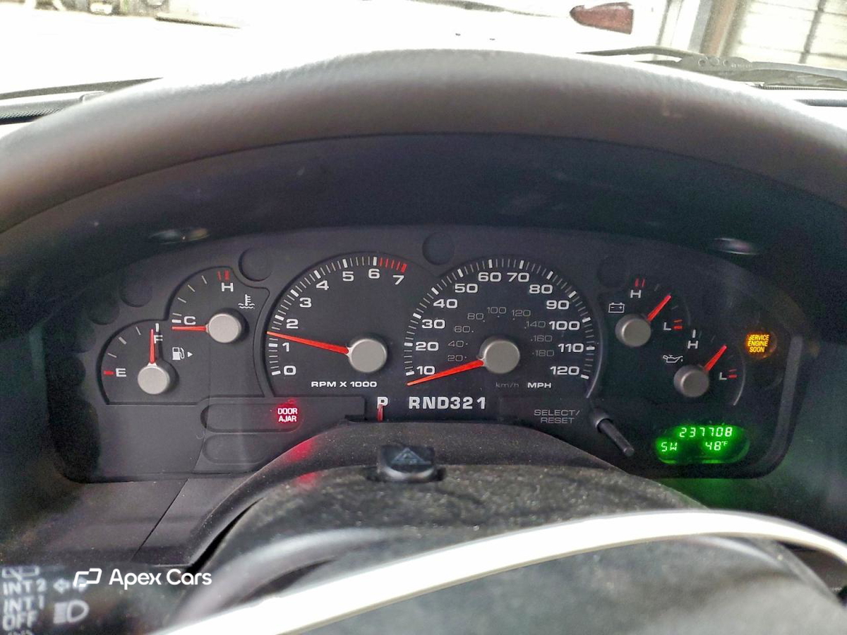 Ford Explorer 2004