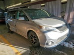 Toyota Sienna 2012
