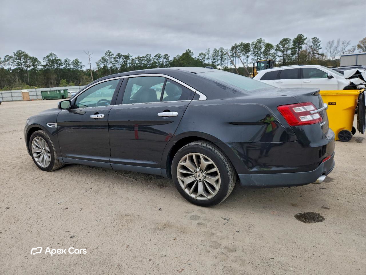 Ford Taurus 2015