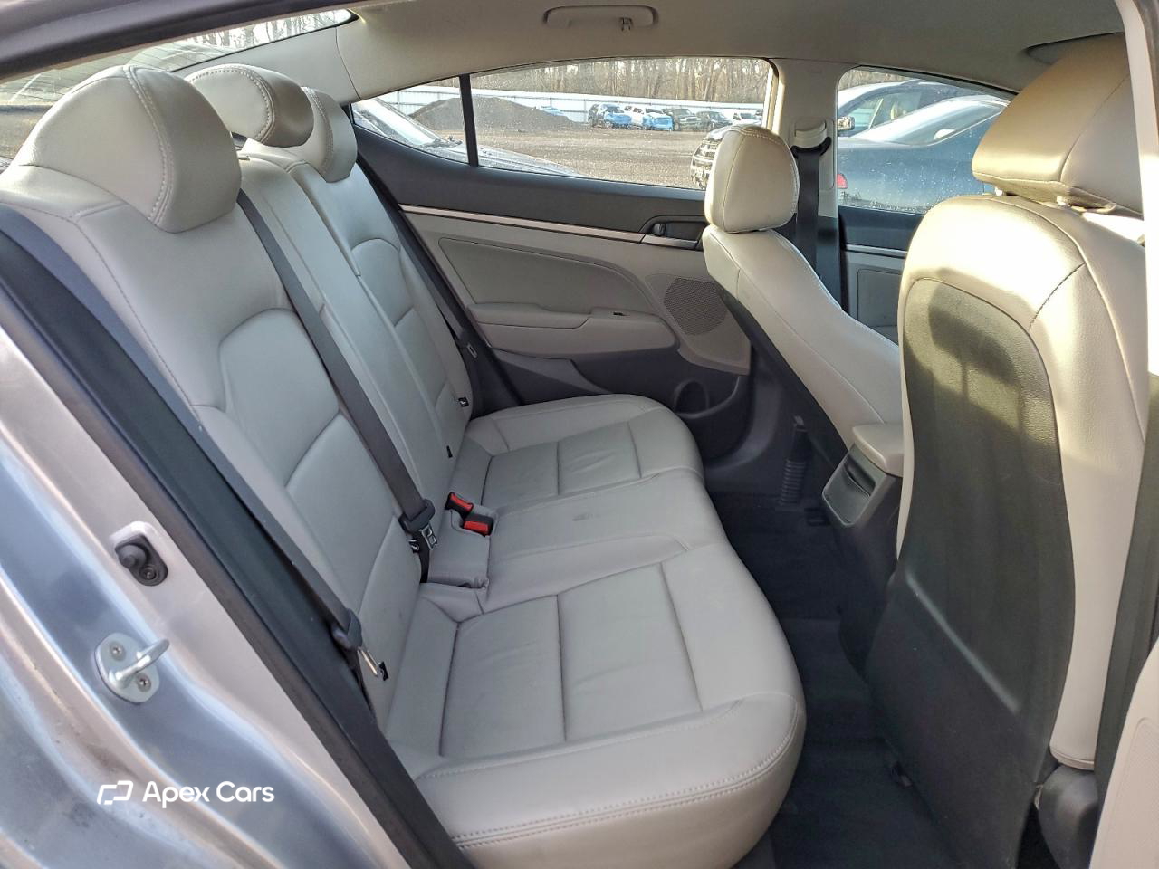 Hyundai Elantra 2017