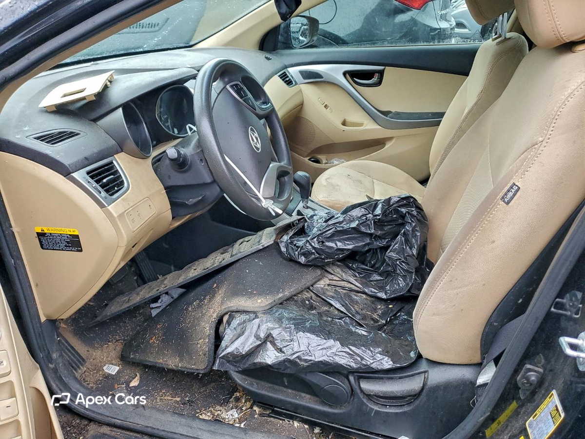 Hyundai Elantra 2013