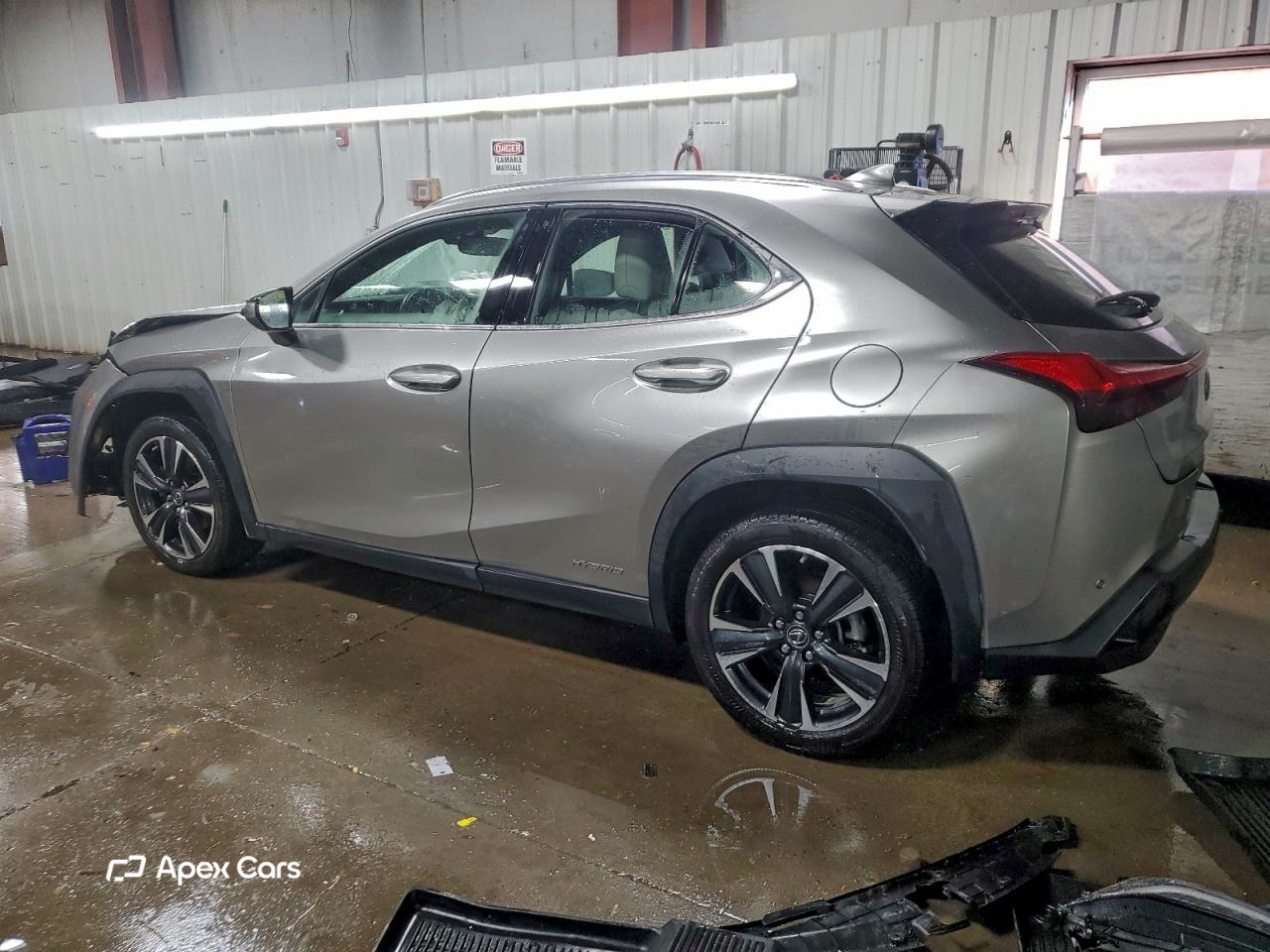Lexus UX 2021