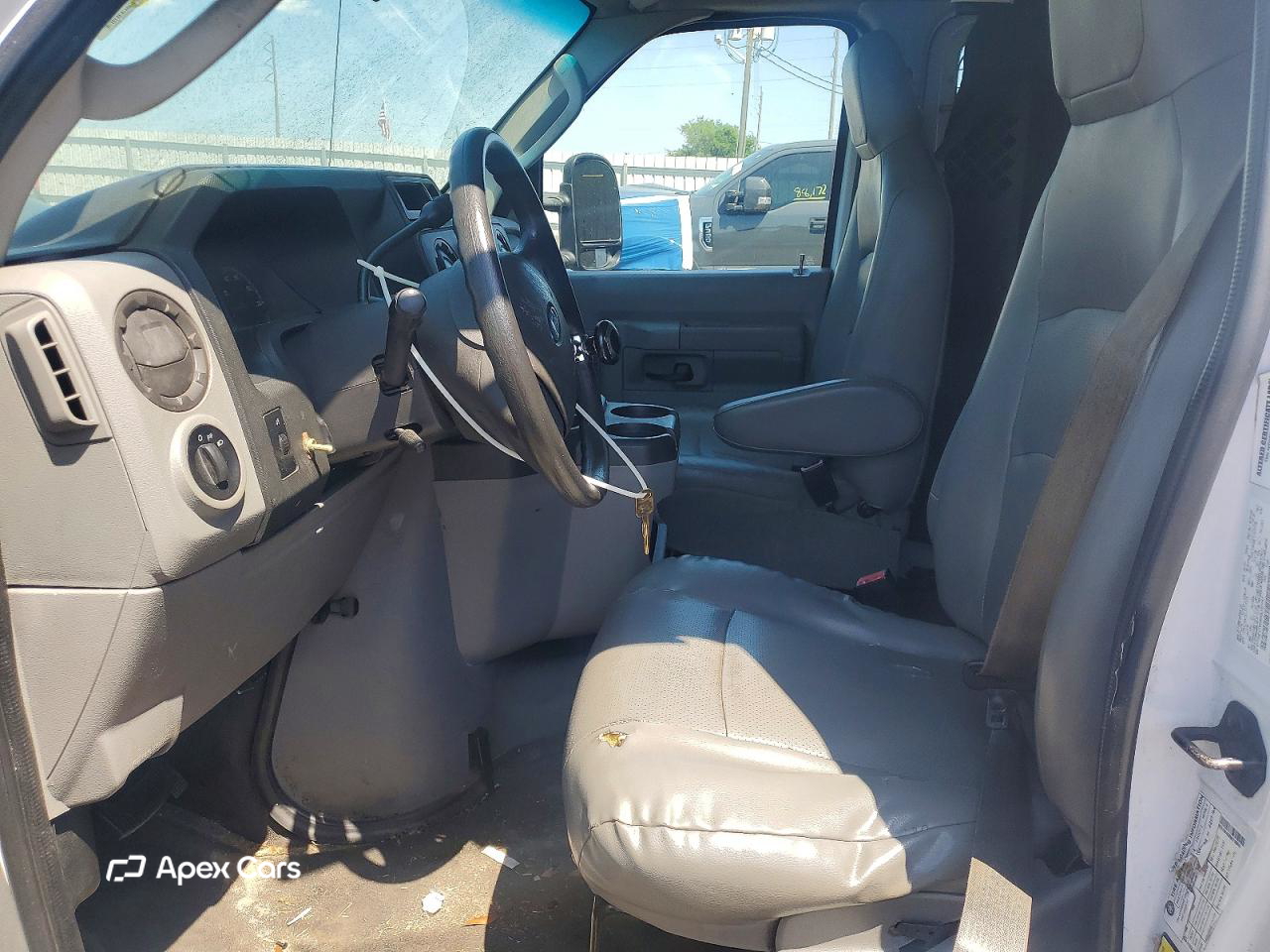 Ford Econoline 2013