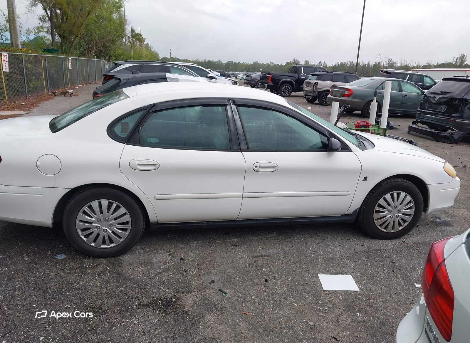 Ford Taurus 2002